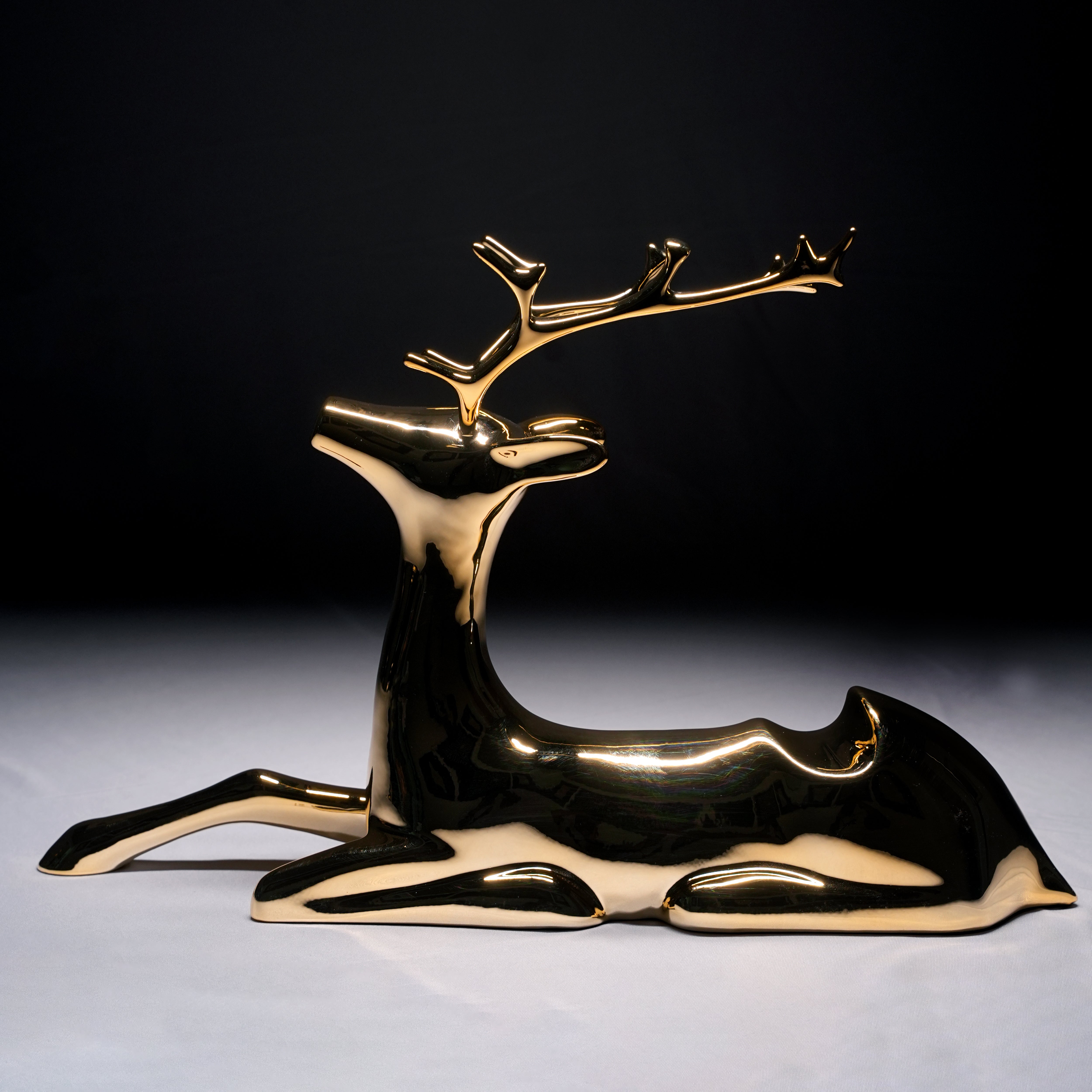 Stag & Sip – Luxury Deer Bottle Holder