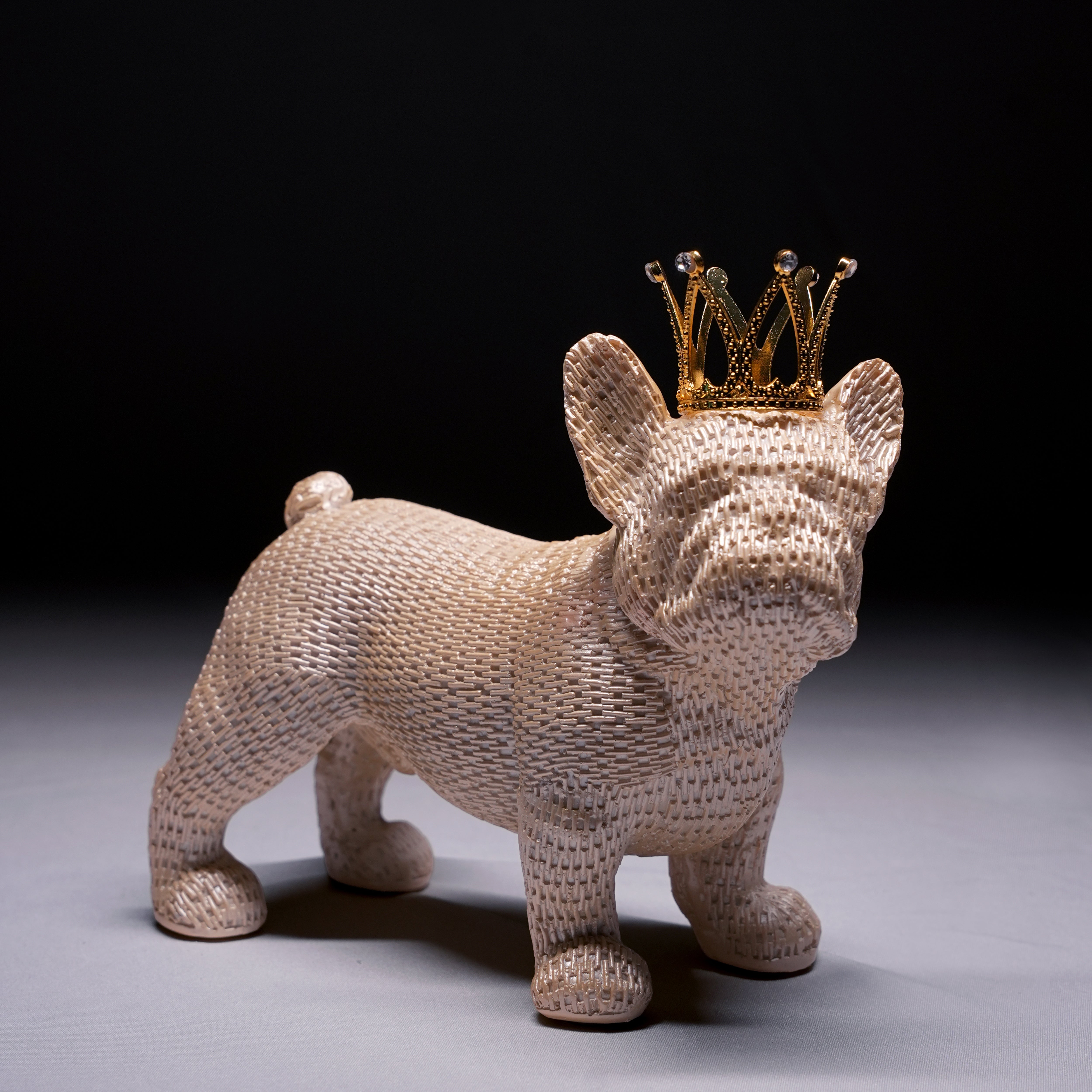 Crown Paws Duo – Luxury Crown Dog Decor Set